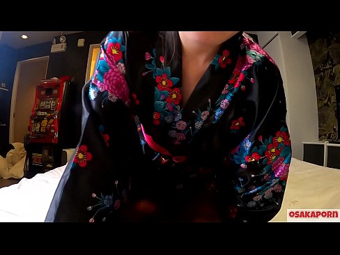 ❤️ Vajza e re cosplay pëlqen seksin deri në orgazmë me një shiringë në një kalorës dhe një blowjob. Vajzë aziatike me pidhi leshtore dhe cica të bukura me kostum tradicional japonez në video amatore që tregon masturbim me lodra qij. Sakura 3 OSAKAPORN. ❤️ Video porno në pornografi sq.assistirhentai.ru ❌